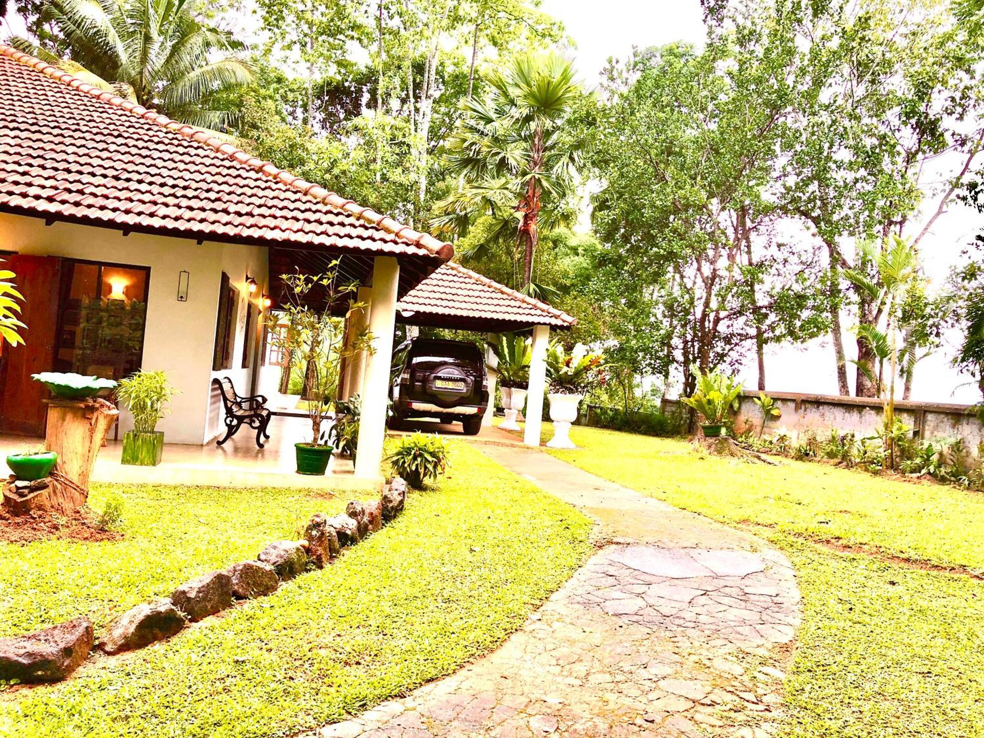 הוילה Arawwawala Captain'S Bungalow, Kandy מראה חיצוני תמונה